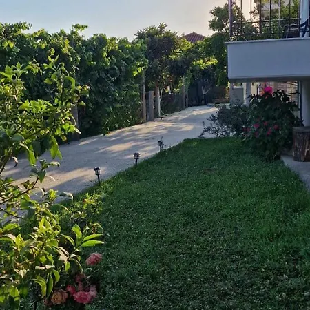Appartamento Filippos Traditional Villa-2 Luxury Apartments Whith Exclusive Pool & Garden Views