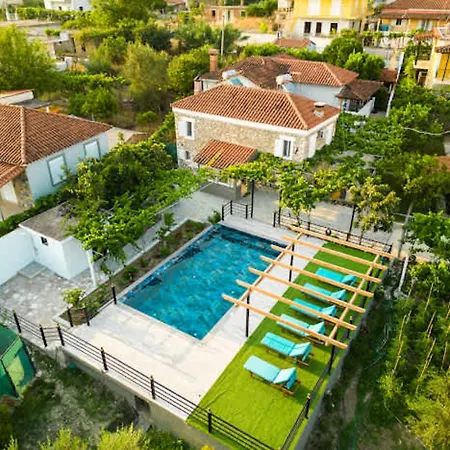 Filippos Traditional - Pool & Garden Retreat * Finiq