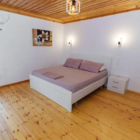 דירה Filippos Traditional - Pool & Garden Retreat Finiq