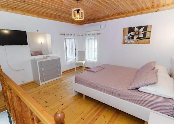 Apartmán Filippos Traditional - Pool & Garden Retreat Finiq