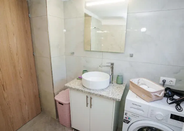 Filippos Traditional - Pool & Garden Retreat Finiq