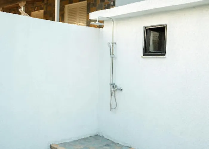 Filippos Traditional - Pool & Garden Retreat Apartmán