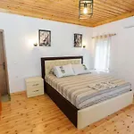 Lägenhet Filippos Traditional - Pool & Garden Retreat Finiq