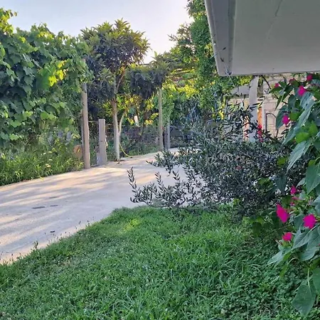 Apartment Filippos Traditional Villa-2 Luxury Apartments Whith Exclusive Pool & Garden Views