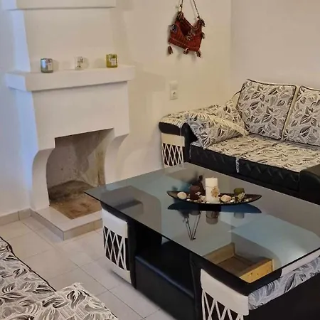 Lejlighed Filippos Traditional Villa - Pool & Garden Retreat