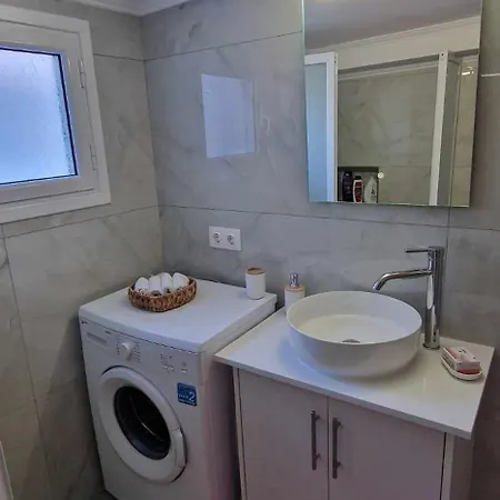 Apartment Filippos Traditional Villa-2 Luxury Apartments Whith Exclusive Pool & Garden Views