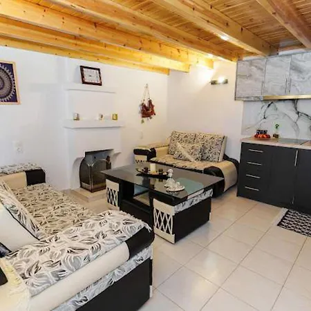 Filippos Traditional - Pool & Garden Retreat * Finiq