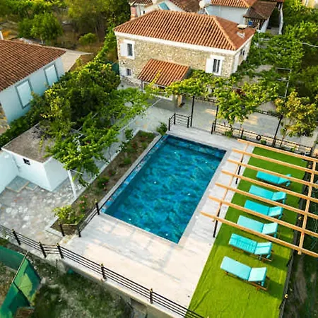 Lejlighed Filippos Traditional - Pool & Garden Retreat