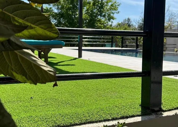 Filippos Traditional - Pool & Garden Retreat 公寓 *