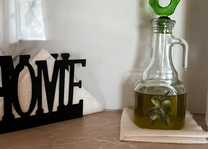 Filippos Traditional - Pool & Garden Retreat *