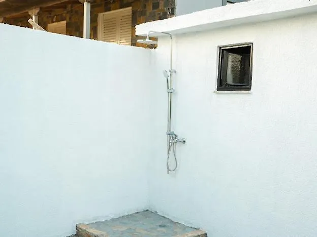 Filippos Traditional - Pool & Garden Retreat 公寓