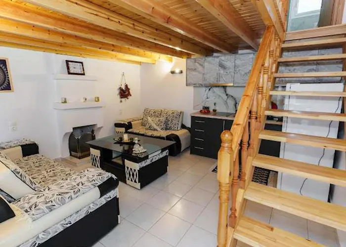 Filippos Traditional - Pool & Garden Retreat Finiq