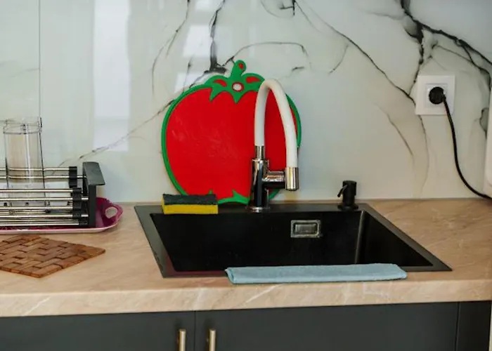 Filippos Traditional - Pool & Garden Retreat Lägenhet