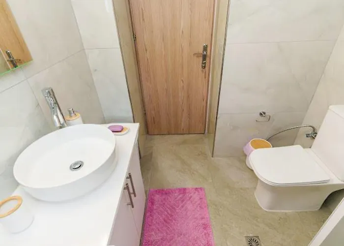 Filippos Traditional - Pool & Garden Retreat